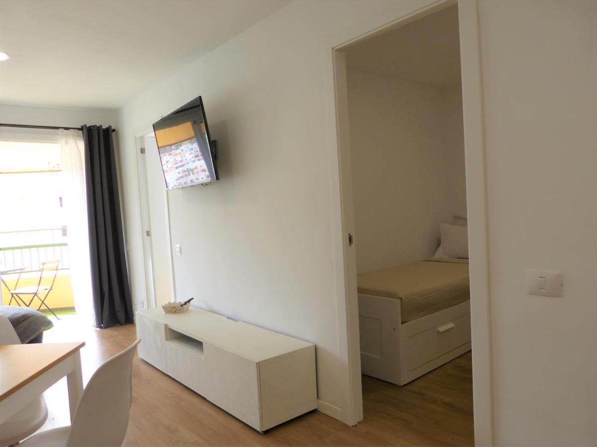 Suncanarias Apartamento Torres Del Sol 1305 Arona  Exterior photo